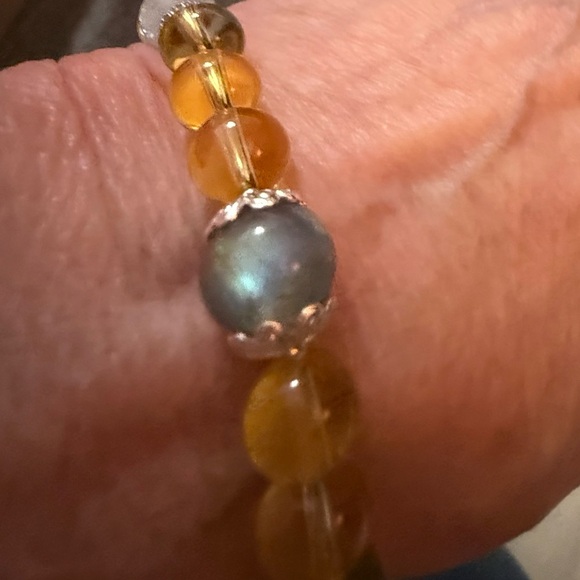 Elegant Citrin and moonstone bracelet Beaded Earrings Bracelet - Picture 2 of 3